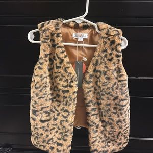 Toddler 3T never worn leopard print vest. Perfect for fall/winter!
